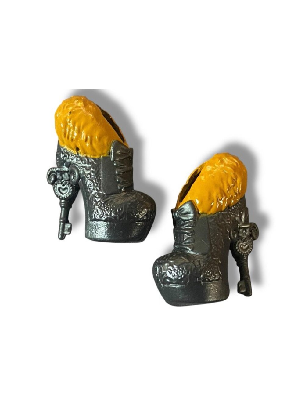 Ever After High Blondie Locks Yellow & Black Shoes Key Replacement Mattel 2012